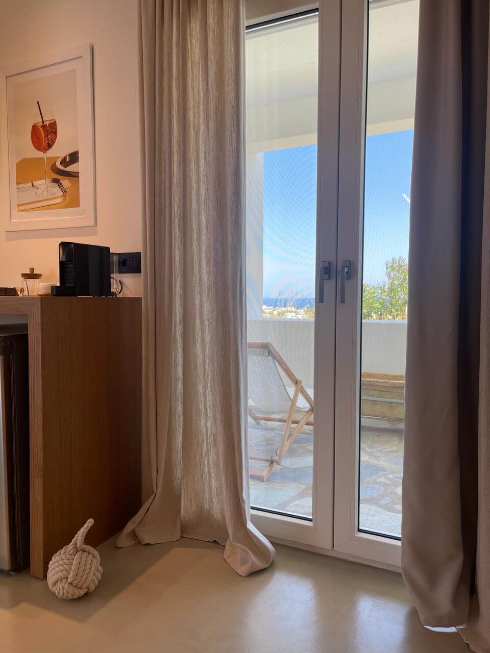 Bedroom, Livingroom