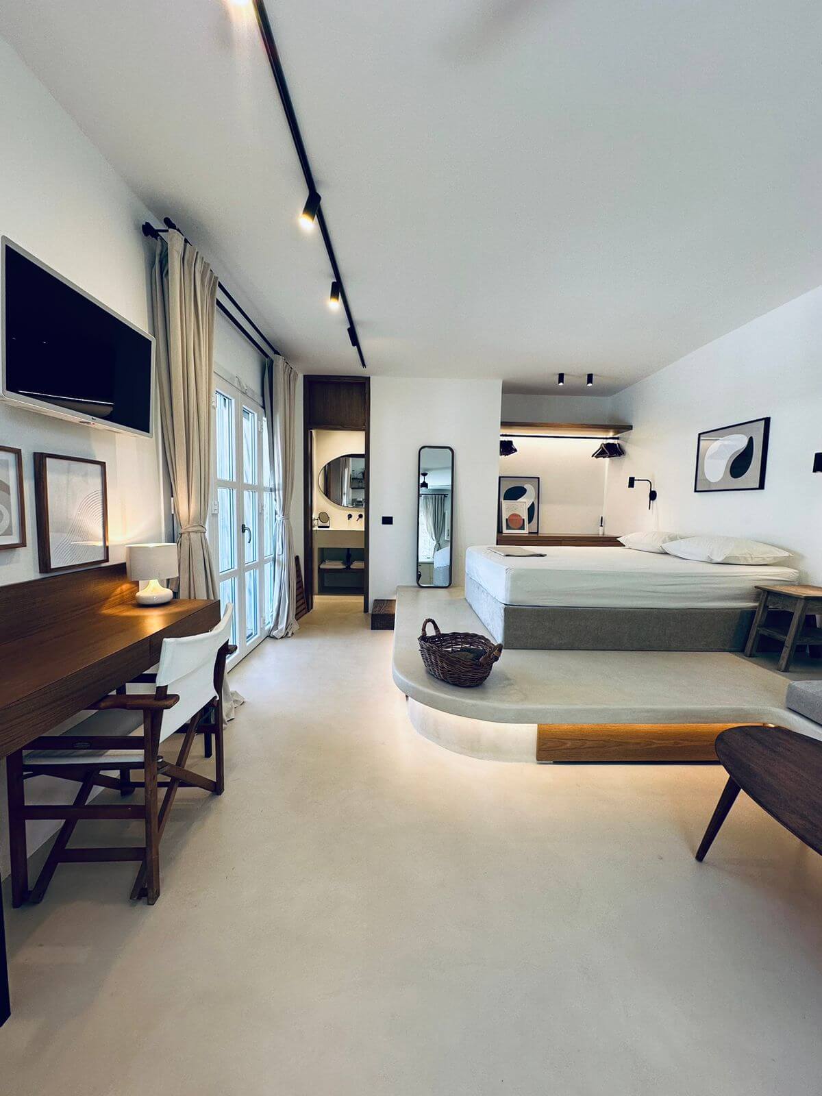 Bedroom, suite