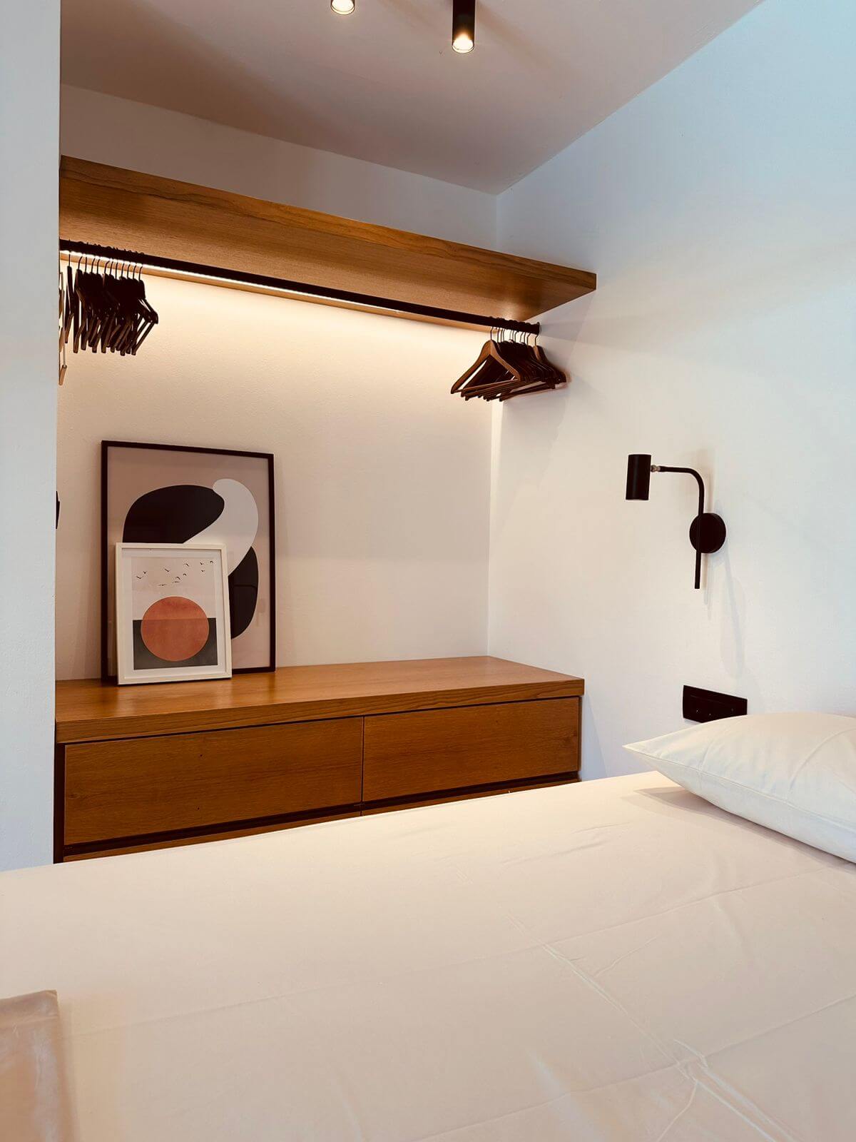 Bedroom, suite